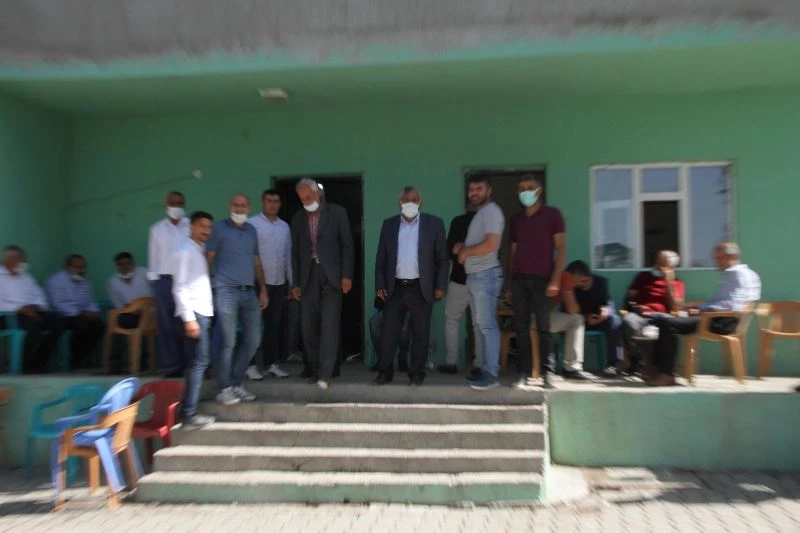 88 yıllık ömrünün 64 yılını muhtar olarak geçiren Reşit Kardan vefat etti
