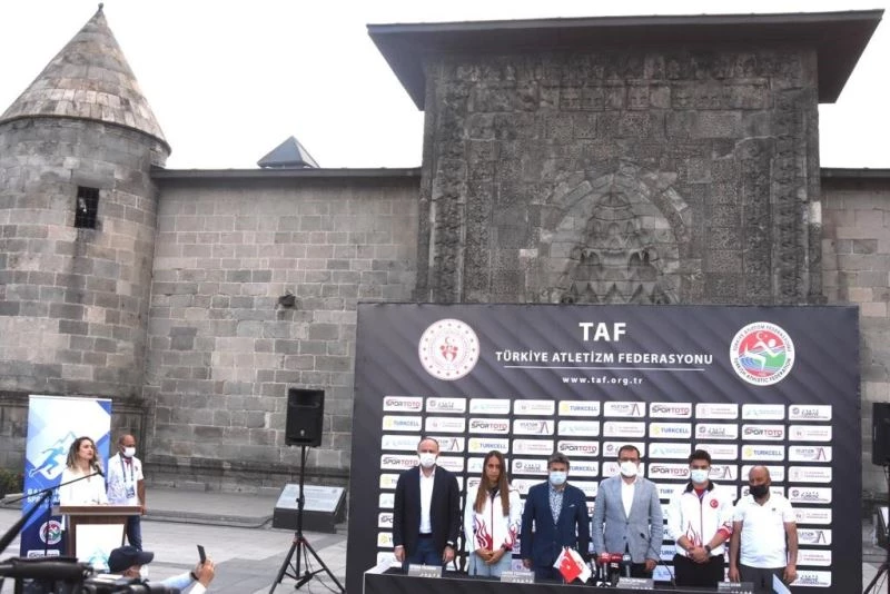 Olimpiyatlarda son kota Erzurum’dan
