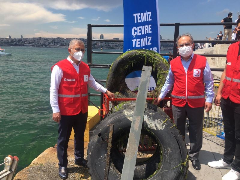 Üsküdar’da, “Temiz Çevre Temiz Deniz” seferberliği başladı
