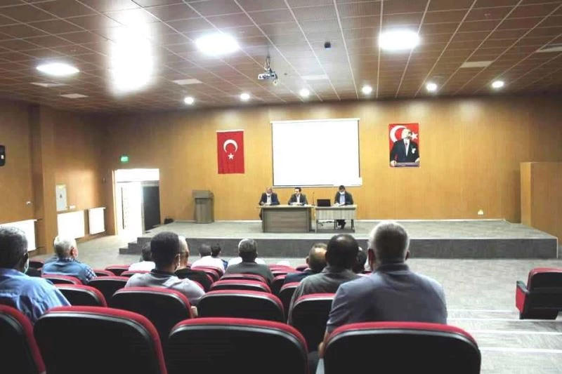 Hisarcık’ta dere yataklarının ıslah edilmesi ve temizlenmesi konulu toplantı
