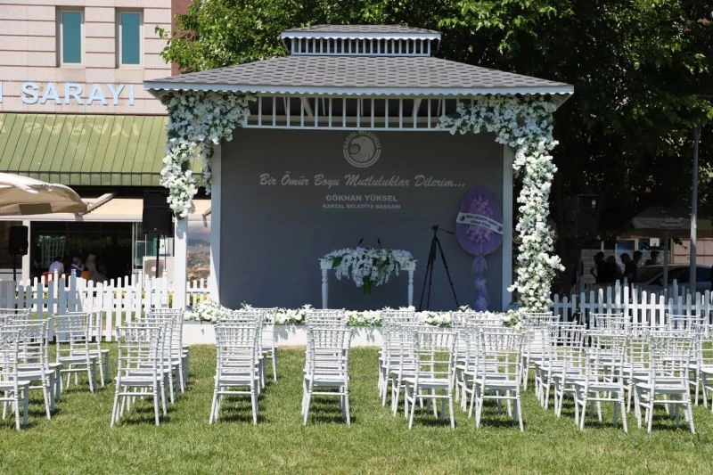 Kartal Belediyesi Nikah Salonu yenilen yüzü ile evlenecek çiftleri ağırlayacak
