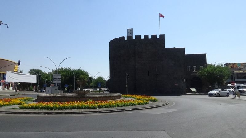Diyarbakır’da kısıtlama sessizliği
