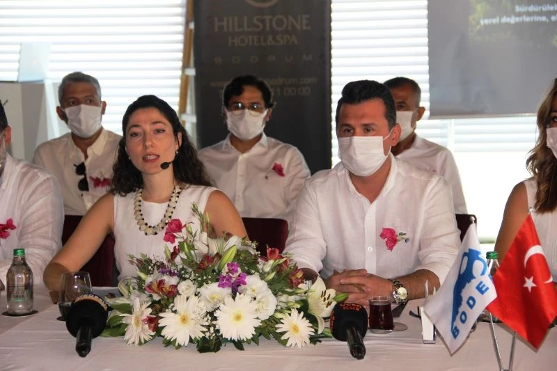 Yönetim kurulunu tanıtarak projelerinden bahsetti
