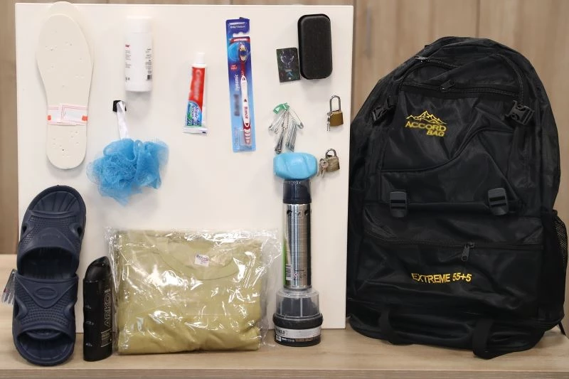 Bağcılar Belediyesi’nden Mehmetçiğe asker çantası
