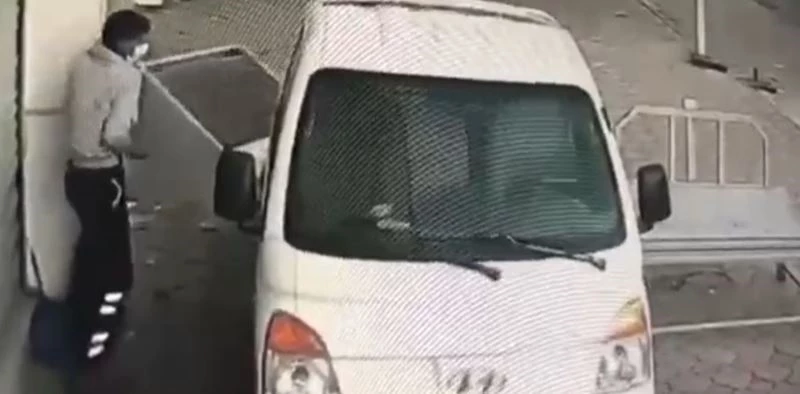 Klima motorunu çalan hırsız, direksiyona bile kestirmeden gitti
