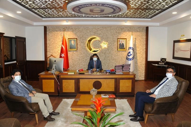 Başkan İnal, Rektör Aldemir ile görüştü
