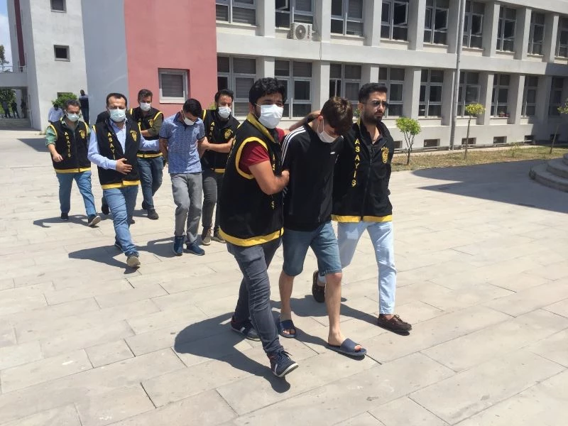 Polis, 4 bin 500 saat görüntü izleyip zanlıları yakaladı
