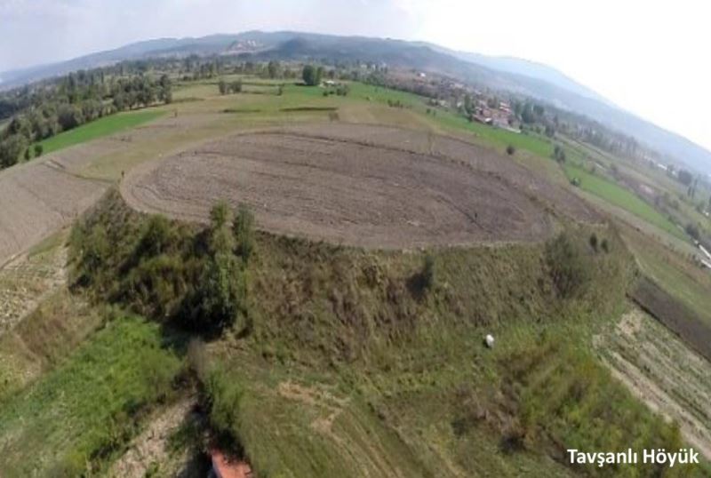 Batı Anadolu’nun en büyük Tunç Çağı höyüklerinin kazı çalışmasına katılacaklar
