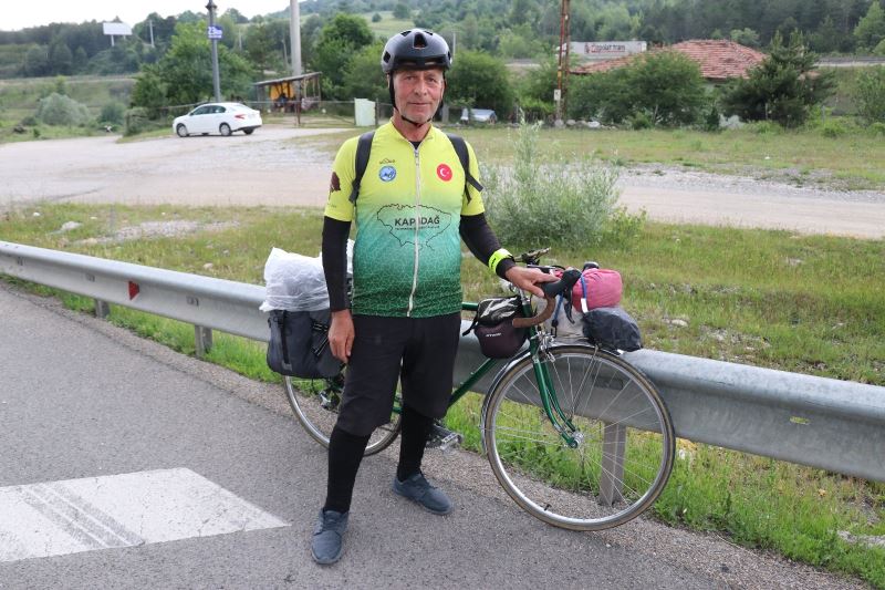 Bisiklet yolu farkındalığı için İstanbul’dan Gürcistan’a pedal çeviriyor
