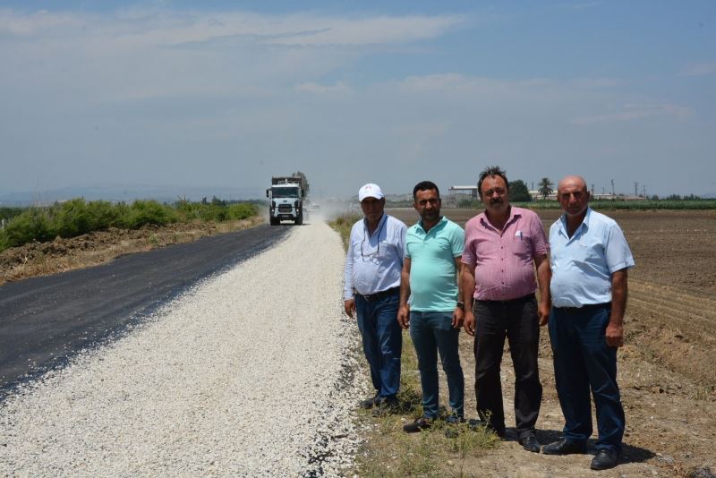 Tarsus’taki grup yollarında yenileme çalışması başlatıldı
