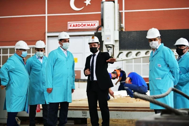 KARDEMİR ilk yurt dışı üniversite temasını gerçekleştirdi
