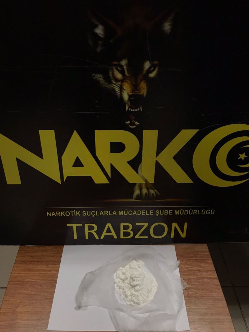 Trabzon’da 100 kg Bonzai yapılabilecek sentetik uyuşturucu ele geçirildi
