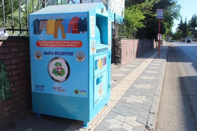 Kahta’da kullanılmış giysiler ekonomiye kazandırılıyor
