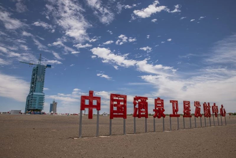 Çin’in insanlı uzay aracı Shenzhou-12’nin bu gece fırlatılması planlanıyor
