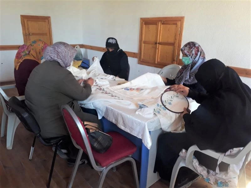 Tuşba Belediyesinden ‘Ev Tekstili Ürünleri Hazırlama’ kursu
