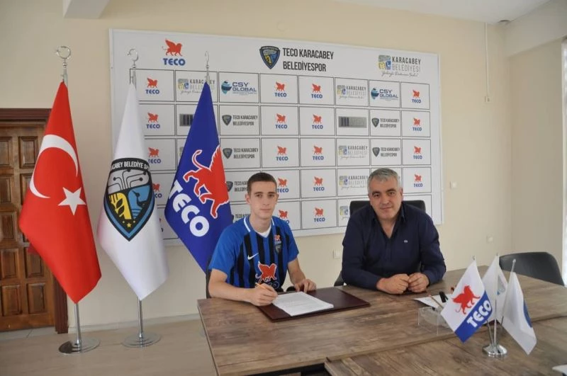 Fenerbahçeli eski futbolcu Mirkoviç’in oğlu Denis Meriç, TECO Karacabey Belediyespor’da
