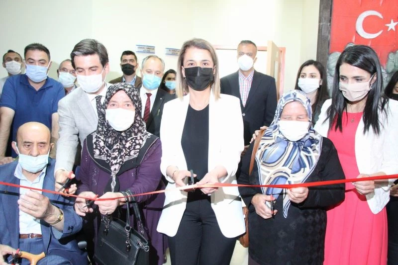 Ürgüp’te Türkiye’nin ilk ’Küçük Prens temalı tematik kütüphanesi’ hizmete açıldı
