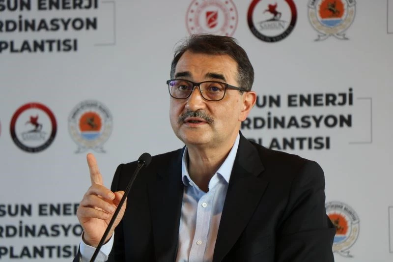 Bakan Dönmez: “Karadeniz sahil kentlerinde karada da sismik aratmaları başlatıyoruz”
