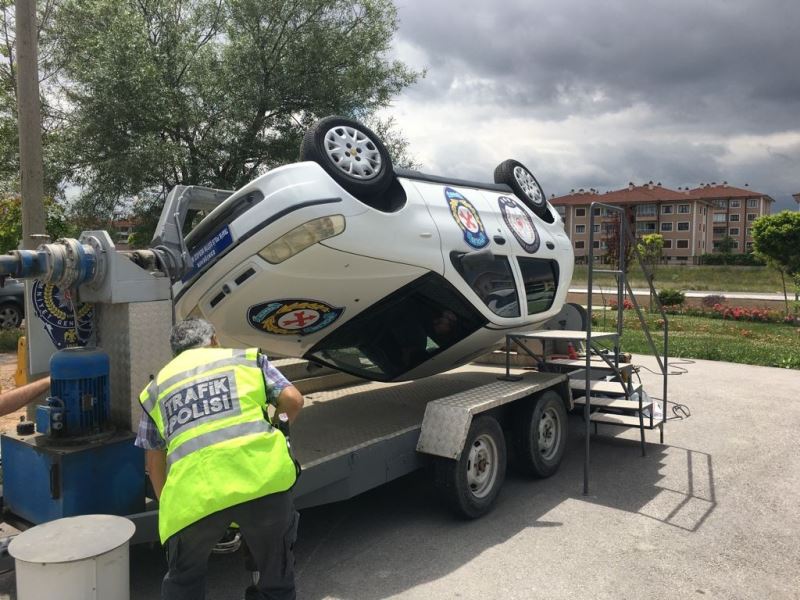 Araç sürücülerine simülatörlü bilgilendirme yapıldı
