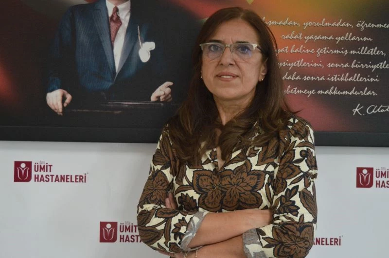 Ekran başında yemek yiyen çocuklar obez olur
