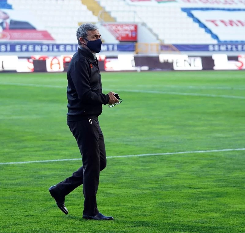 Başakşehir’de Lima tamam, sırada kanat ve forvet var
