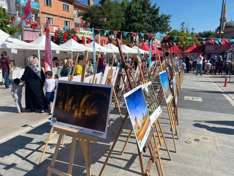 Aksaray’da AKMEK’li kadınlar hünerlerini sergiledi
