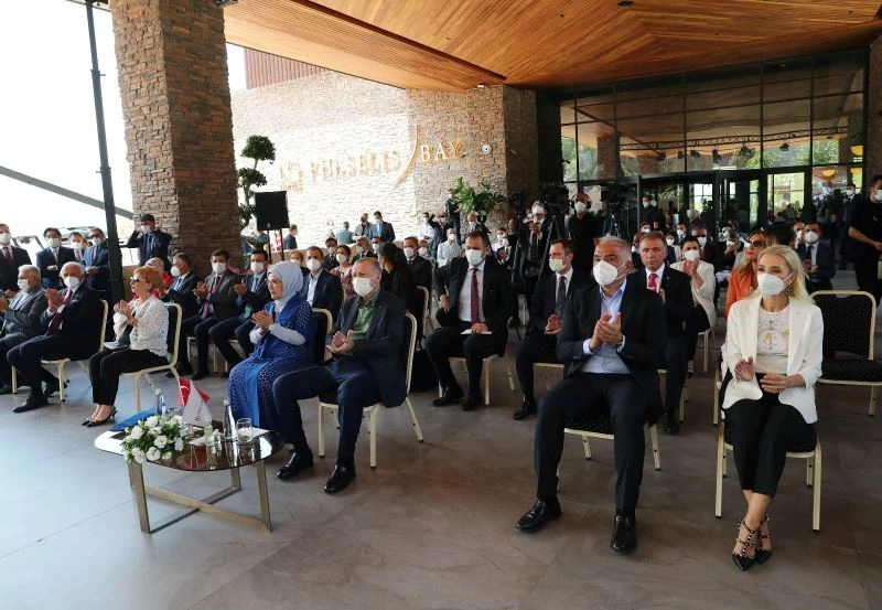 Cumhurbaşkanı Erdoğan: “Yakalanan failin ilişkileri ortaya çıkarılarak en ağır cezayı alacağına inanıyoruz”
