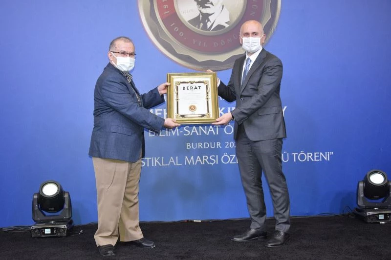 Ulaştırma Bakanı Karaismailoğlu: “Kur’an’dan beslenen fikir insanları öyle kolay yetişmiyor”
