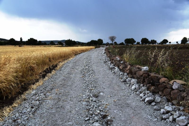 Yunusemre Belediyesinden  Pelitalan Mahallesine yol çalışması
