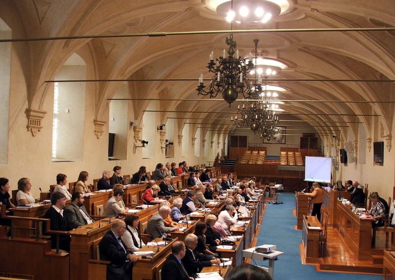 Çekya Cumhurbaşkanı Zeman görevden alınabilir
