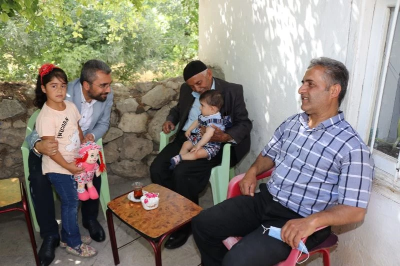 Başkan Say, Babalar Günü’nde üç kuşakla bir araya geldi
