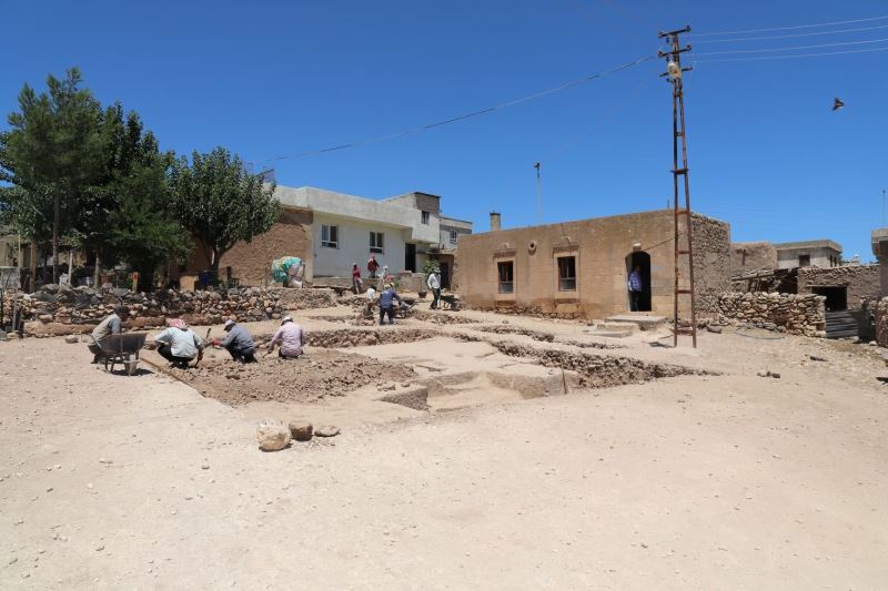 Şanlıurfa’da Cilalı Taş Devri’ne ait ören yeri bulundu
