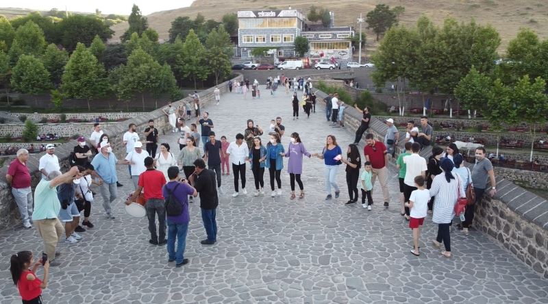 Kültür sanat muhabirleri Diyarbakır’da buluştu
