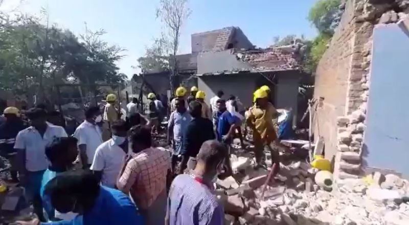 Hindistan’da havai fişek fabrikasında patlama: 3 ölü, 2 yaralı

