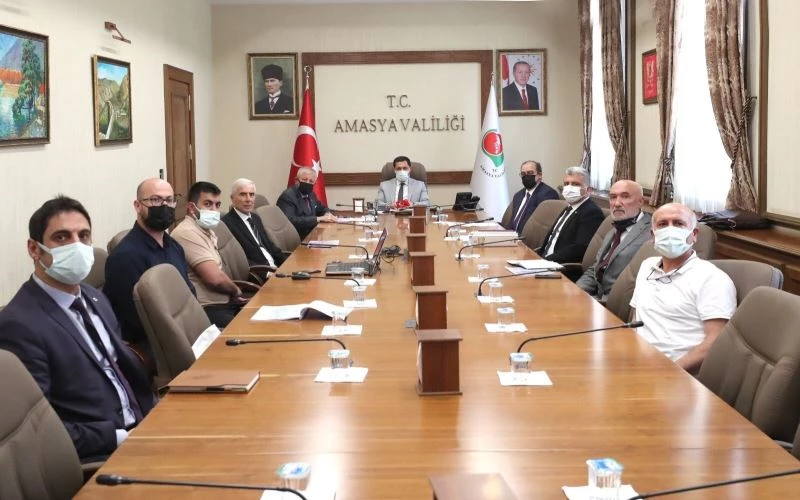 Yeşilırmak’taki görüntü kirliliğini ortadan kaldıracak proje masaya yatırıldı
