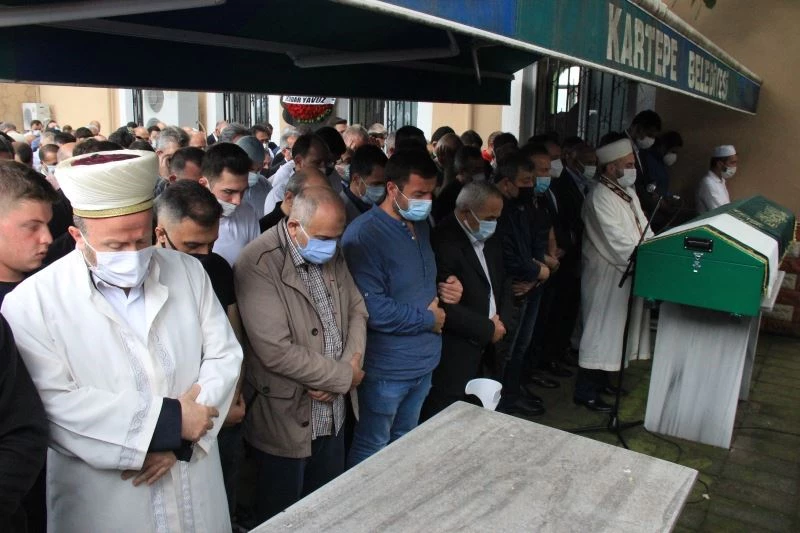 Kocaelispor eski başkanı Hüseyin Üzülmez toprağa verildi
