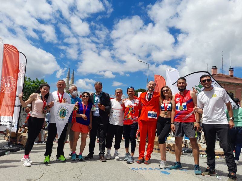 Sınırsız Dostluk Maratonu’nda Çaycuma’yı temsil ettiler
