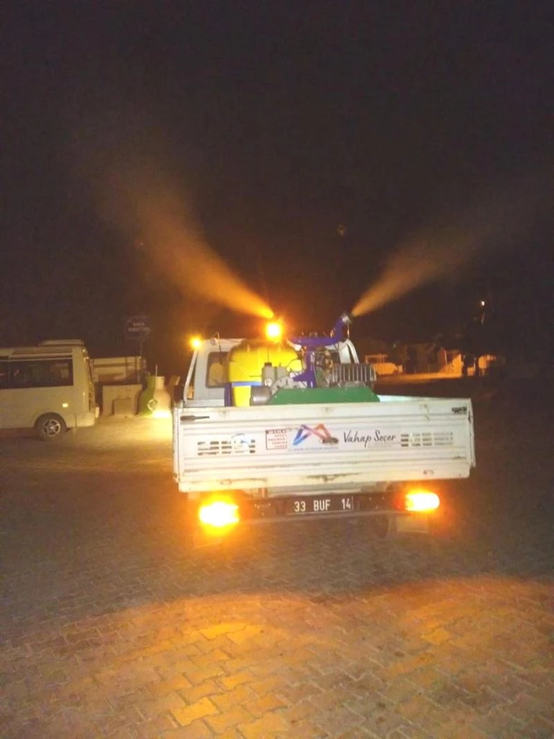 Mut’ta sinek ve haşereyle mücadele
