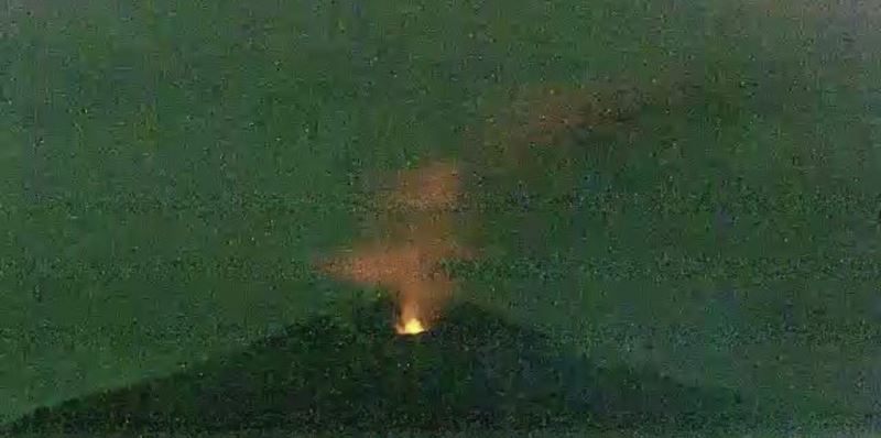 Japonya’daki Otake Yanardağı’nda patlama
