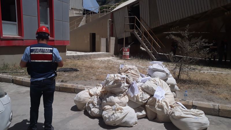 Van’da 4,5 ton uyuşturucu bin derecelik fırınlarda imha edildi

