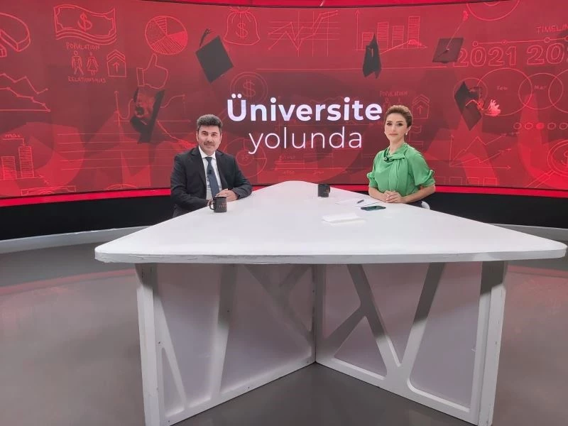 Rektör Karacoşkun, “Bengü Kantekin ile Üniversite Yolunda” programına katıldı
