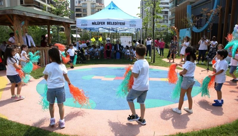 Burak Berk Kreşi ilk mezunlarını verdi
