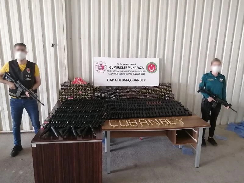 Gümrük Muhafaza ekiplerince, Çobanbey’de 270 adet kurusıkı tabanca ele geçirildi
