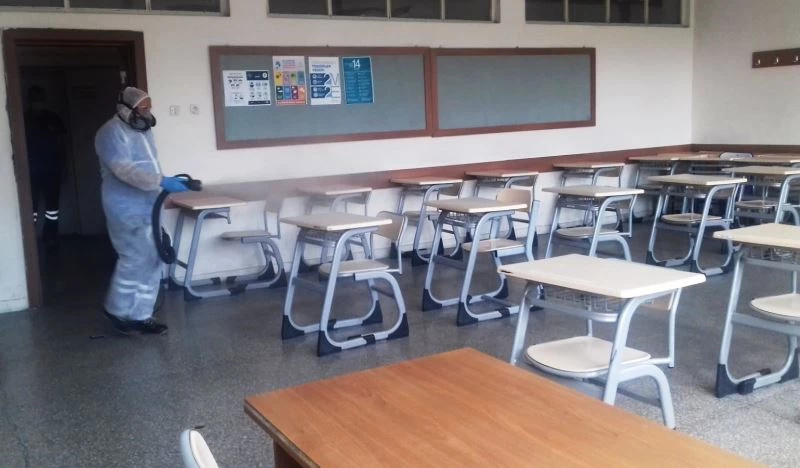 YKS öncesi okular dezenfekte ediliyor
