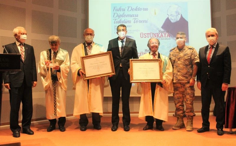 DPÜ’den Üstünkaya ve Gürsoy’a fahri doktora unvanı
