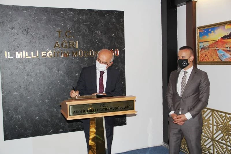 MEB Ölçme, Değerlendirme ve Sınav Hizmetleri Genel Müdürü Şensoy’dan Tekin’e ziyaret
