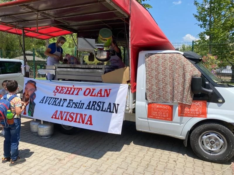 Lokma döktürdü, yargılanmaktan kurtuldu
