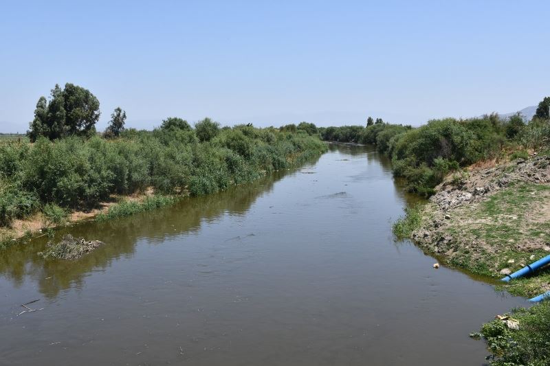 Söke Ovası’nın can damarı Büyük Menderes suya kavuştu
