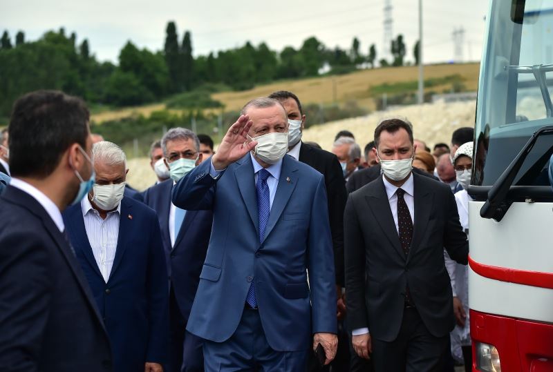 Cumhurbaşkanı Erdoğan, Kanal İstanbul temelinin atılacağı alana geldi
