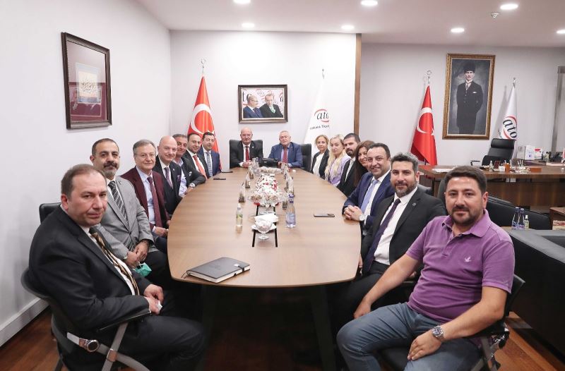 Ankara Sivil Toplum Kuruluşları Platformu’dan ATO Başkanı Baran’a ‘Vefa Beratı’
